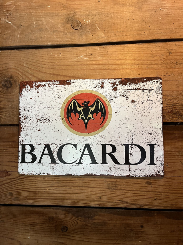 metalen bierbord Bacardi (wit) - 30 X 20 cm