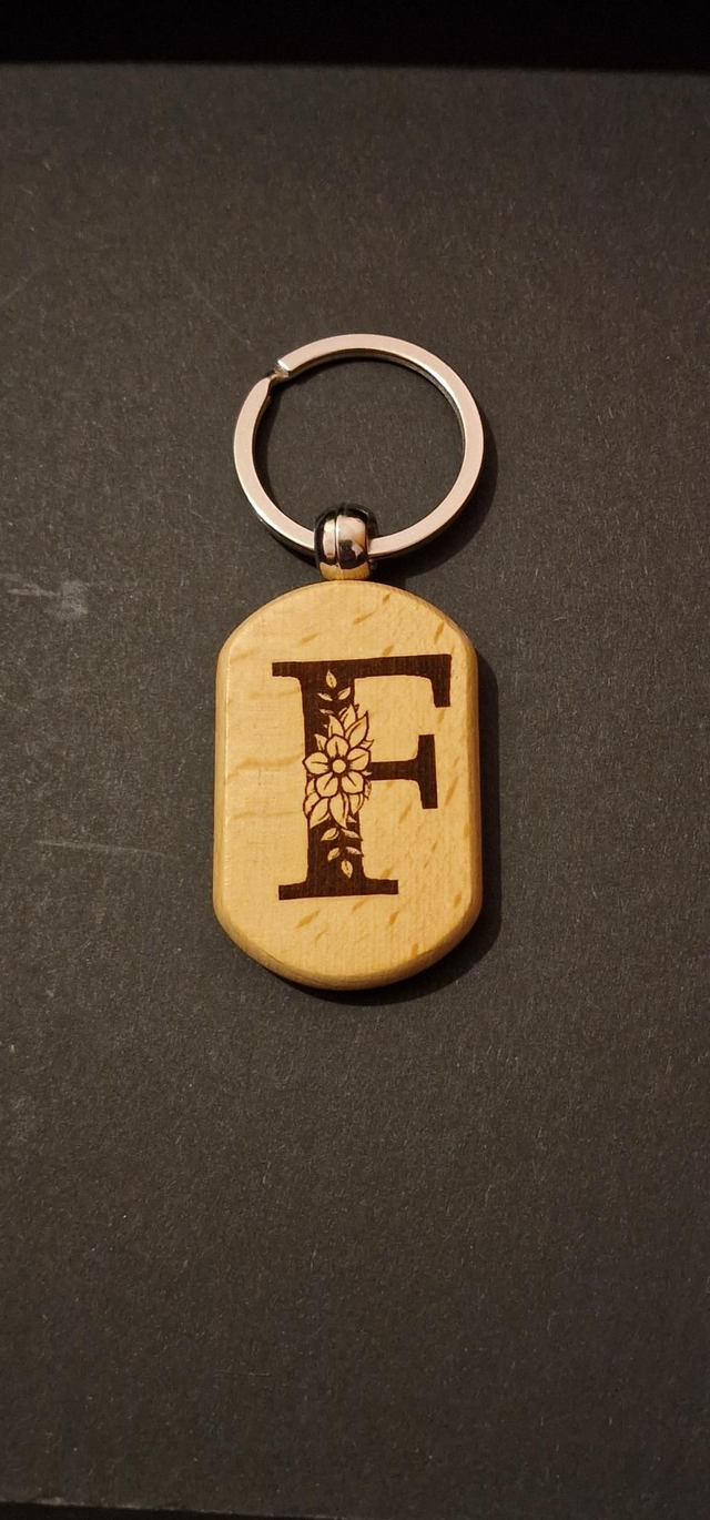 Wooden chunky key chain Letter F