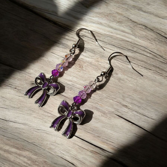 Boucles d&#039;oreilles violet