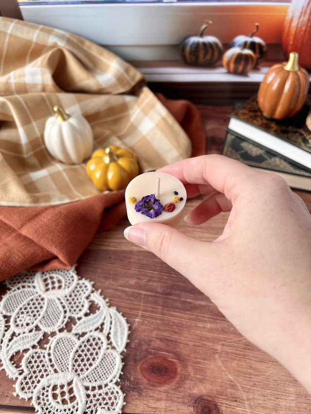 🍁 Mini bougie fleurie - parfum Citrouille merveilleuse - à l&#039;unité