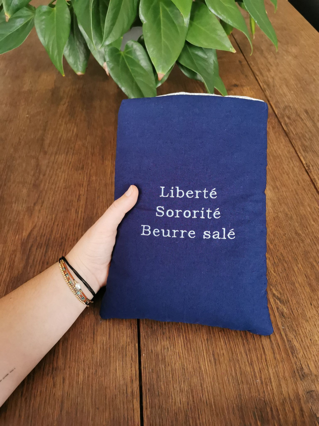 🌊 Pochette à livre - Liberté, sororité, beurre salé