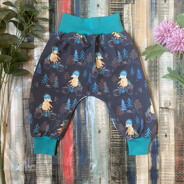 Buddy on a Bike Harems 3-6m