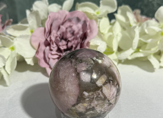 Plum tourmaline 