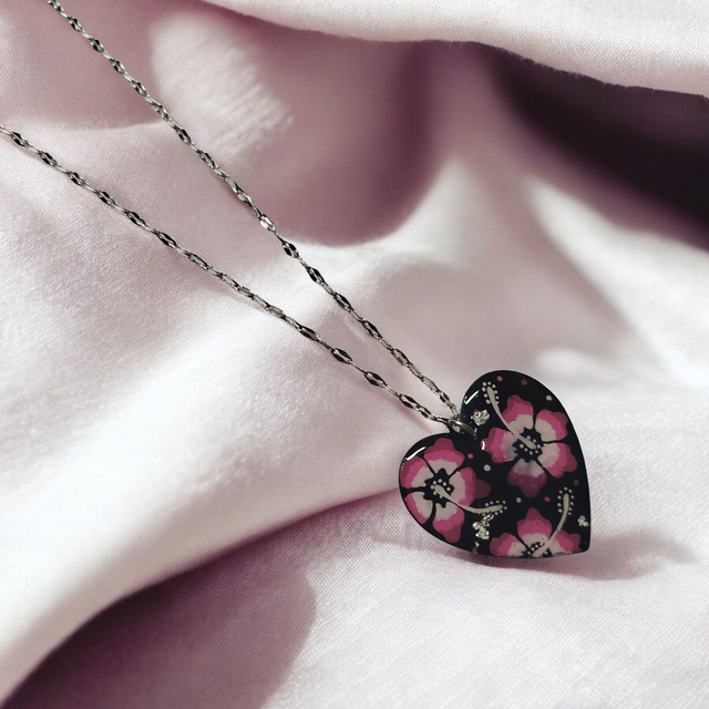 Collier dessiné Flora acier inoxydable rose