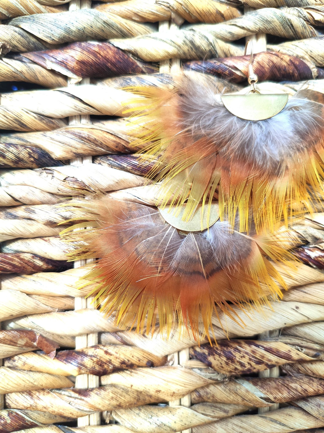 Boucles d'oreilles demi-lune Faisan doré jaunes