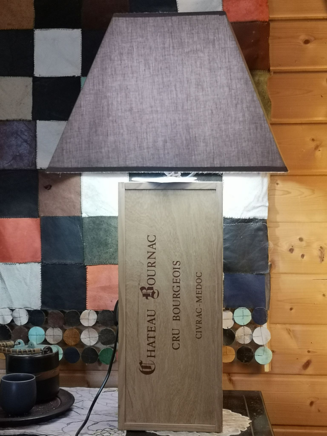 Lampe "Héritage" –gamme "Millésime"- Bois de Prestige & Style Classique