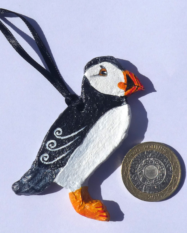 Wonderful "Animal Inspirations" Hanging Gift. "Puffin". With an inspirational motto on the reverse.