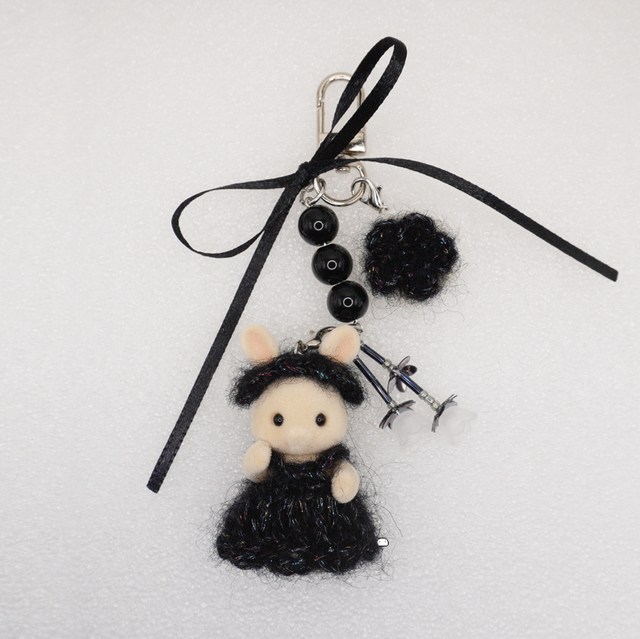 Sylvanian Families mohair charm (milk rabbit)