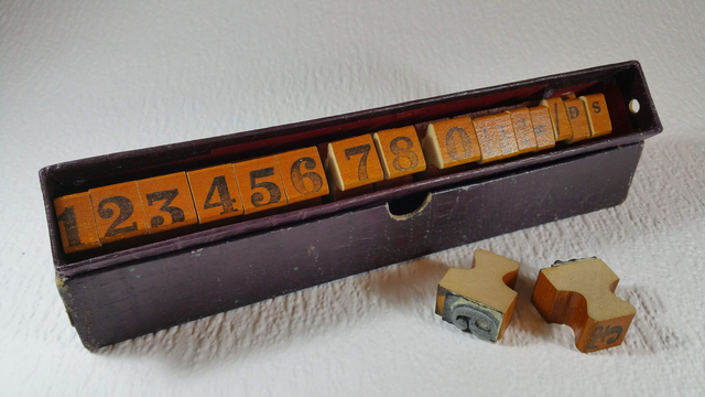 Vintage Price Printing Set - Wooden Blocks In Original Box