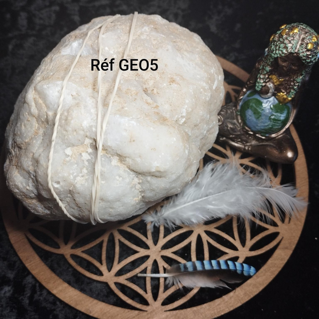 Géode Quartz cristal* env11cm