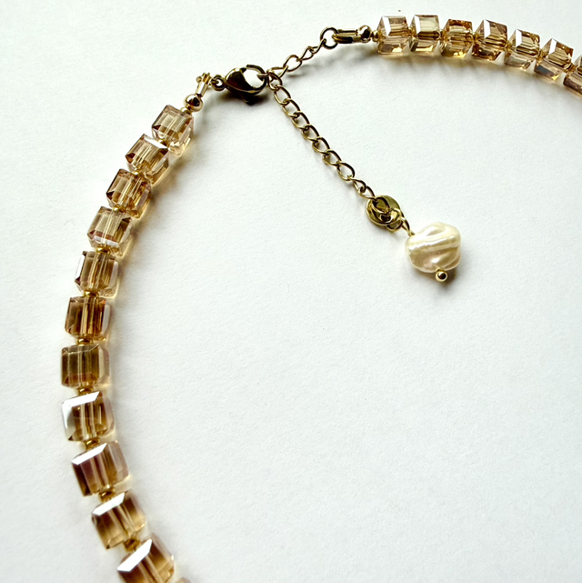 SAIRA – Champagne Gold Glass Beaded Necklace