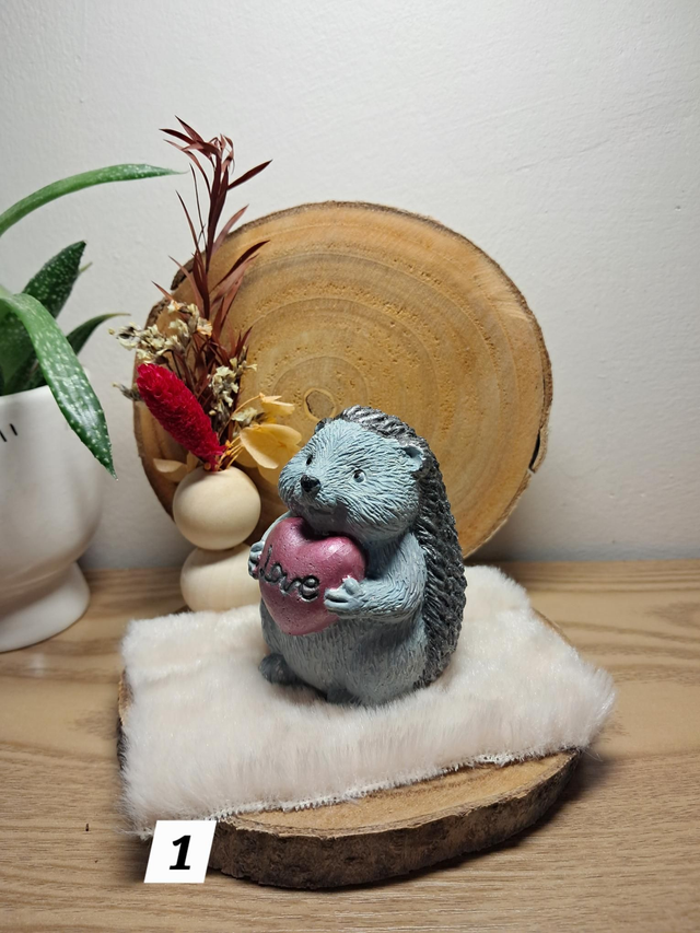 ​🦔 Pikamour : Le Hérisson qui distribue du Love ! ❤️