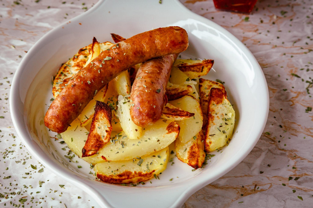 Piatti: Salsiccia con Patate 