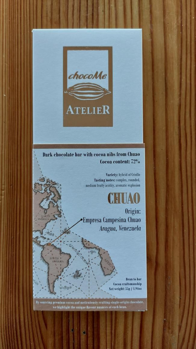 ChocoMe Atelier 72% Venezuela, Chuao with cocoa nibs