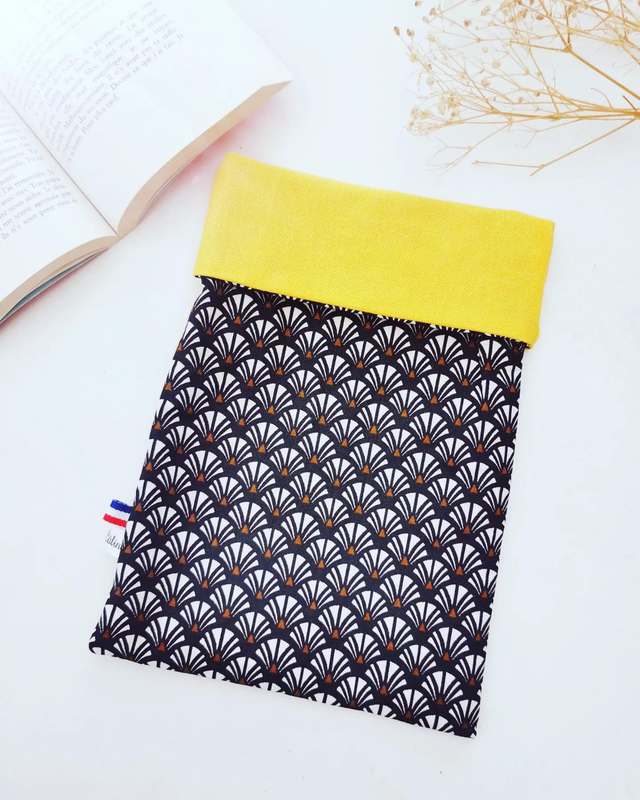 Pochette à livre de poche jaune/kaki