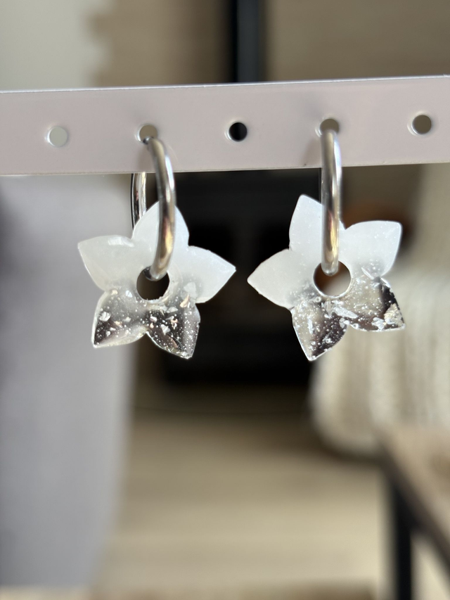 Pampilles ALBA - blanche et feuilles argentées