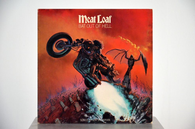 Meat Loaf - Bat Out Of Hell (1977)