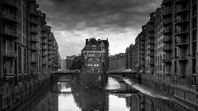 Amburgo Poggenmühlen-Brücke