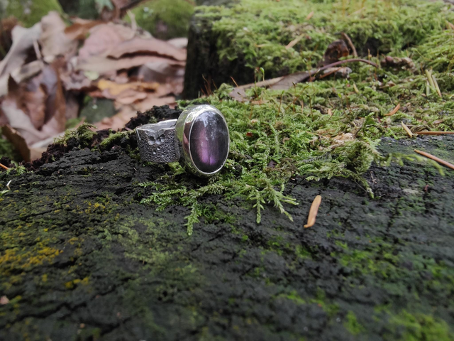 Bague "Aurore" Argent Massif et Labradorite Violette