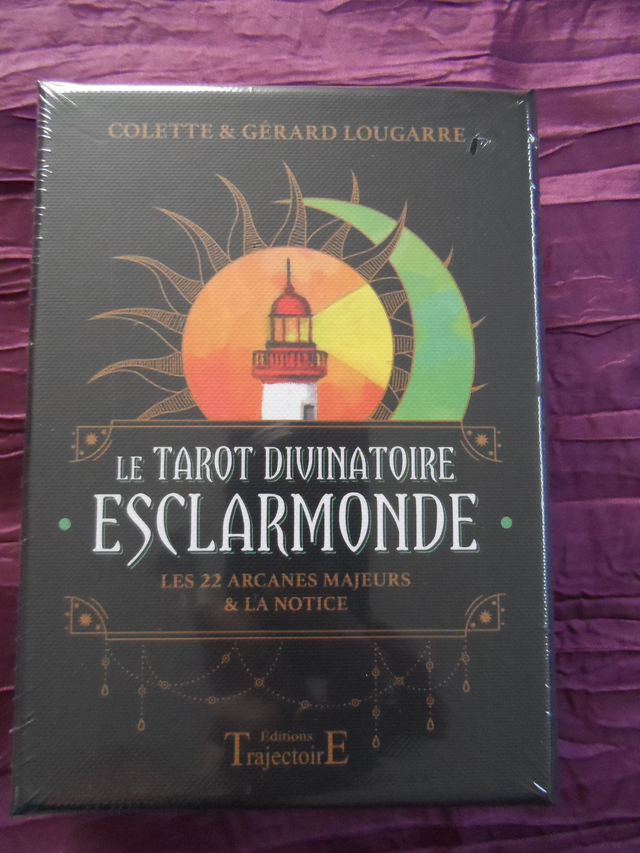 Le Tarot divinatoire Esclarmonde