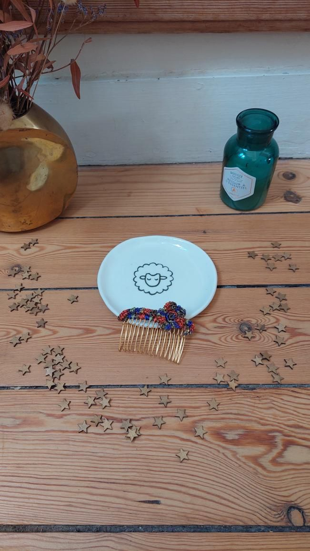 Barette peigne fleur rouge violet