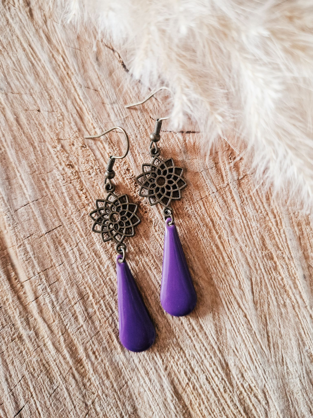 Boucles d'oreilles "Rosaces et gouttes" -  Modèle bronze et violet