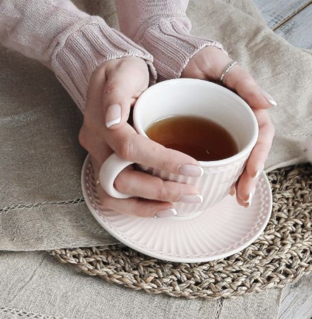 Thé épicé pomme &amp; romarin&quot;Pensées heureuses &quot; En vrac environ 50 gr dans pot en verre hermétique 