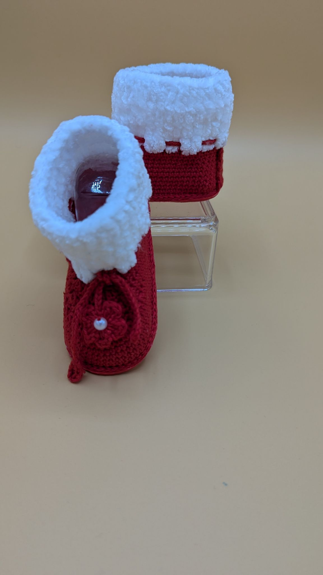 Chaussure bébé rouge et blanc