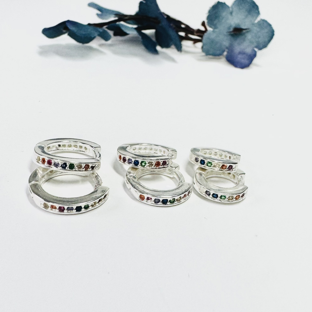 Trio de argolinhas click cravejadas dupla face 