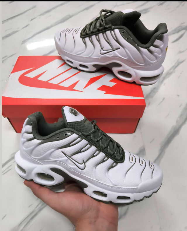 Nike TN blanca/verde