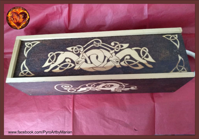 Zoomorphic Wine Box π