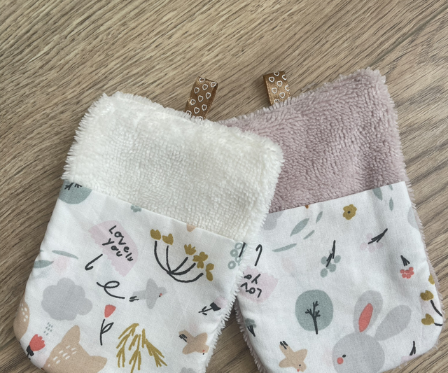 Lot de 2 gants de toilette 