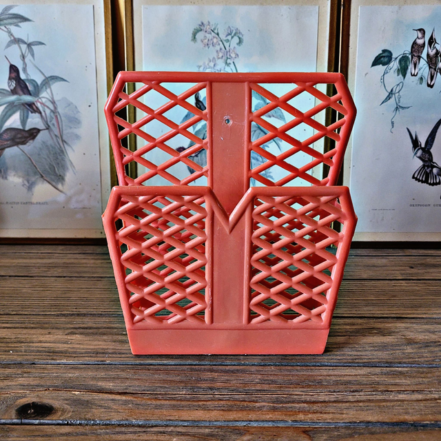 Panier vintage range couvert marque Cle (France) en plastique orange