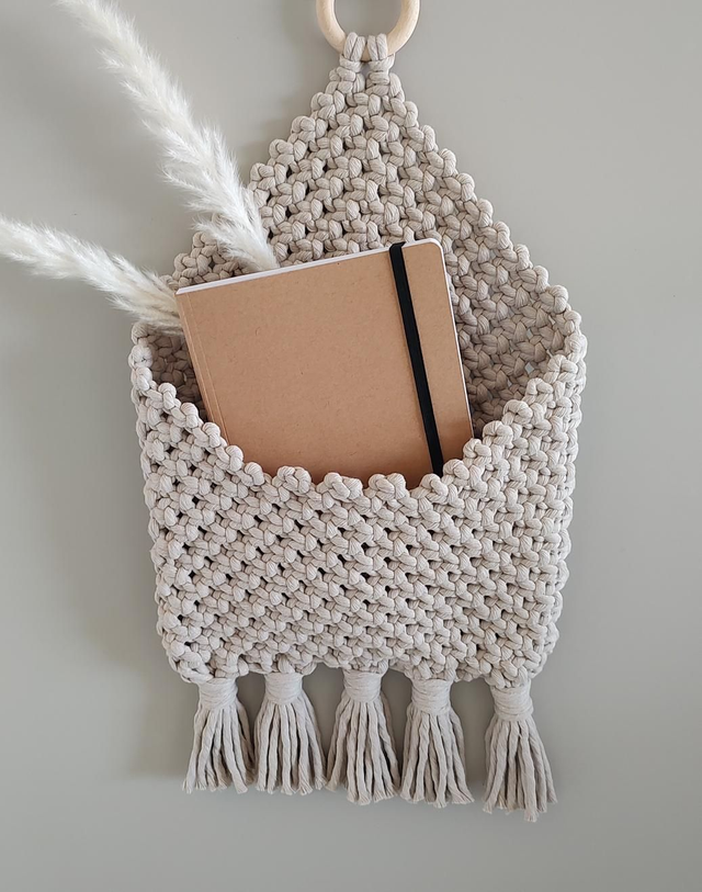 Pochette murale en macramé bohème • Beige
