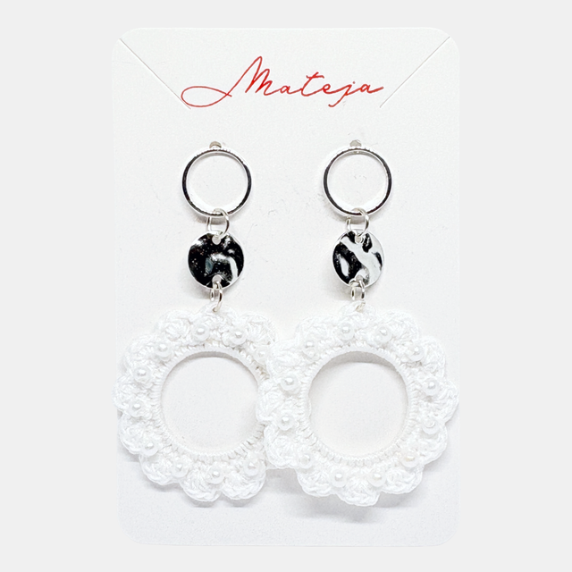 White Wreath Earrings