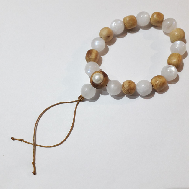 Moonstone Palo Santo Bracelet with Hand Carved Pearl Guru Bead