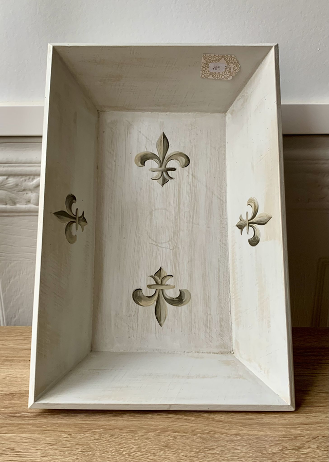 Corbeille "Fleurs de lys"