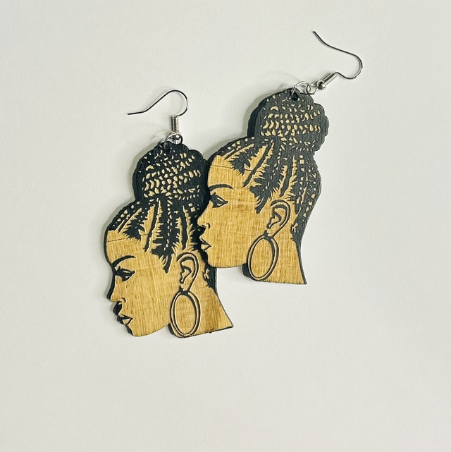 Oorbellen Vlechten in knot