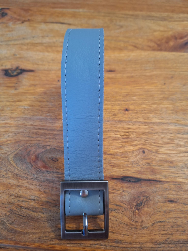 Ceinture grise