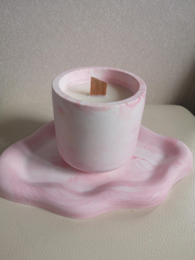 Bougie "douceur rosé " senteur fruit rouge 