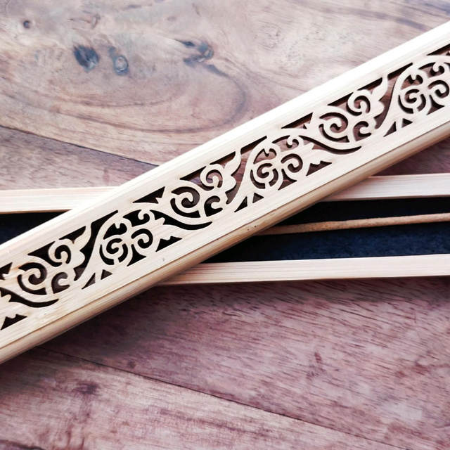 Brûle encens bambou