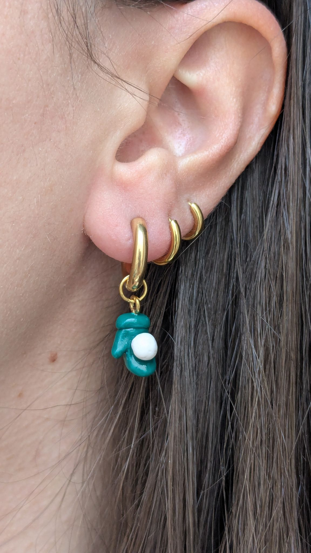 Charm moufle avec boule de neige