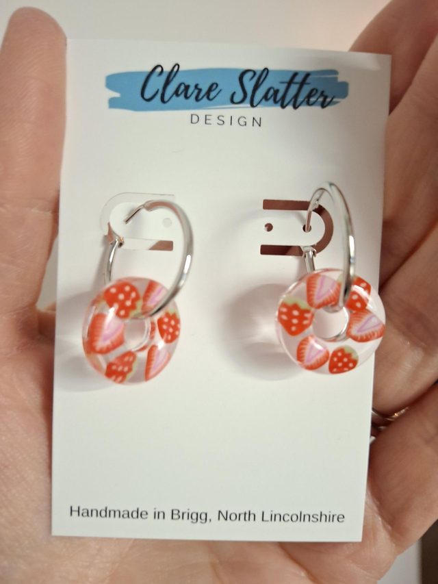 Strawberry hoops