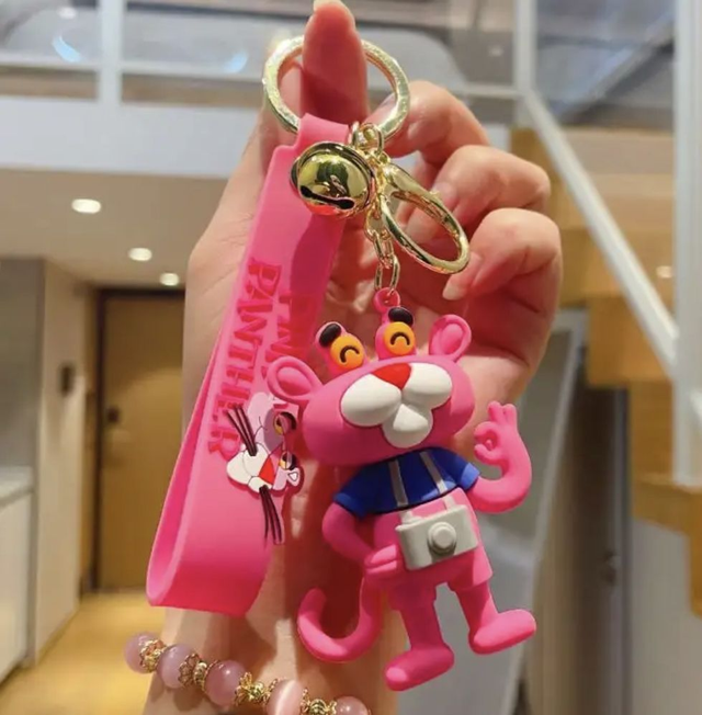 0133 - The Pink Panther - Camera