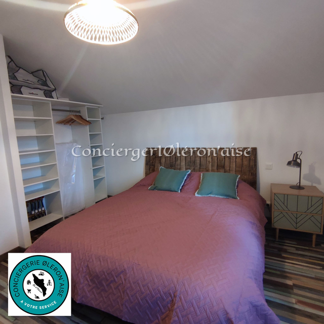 Lit fait à l'arrivée  ( hors location de linge) 