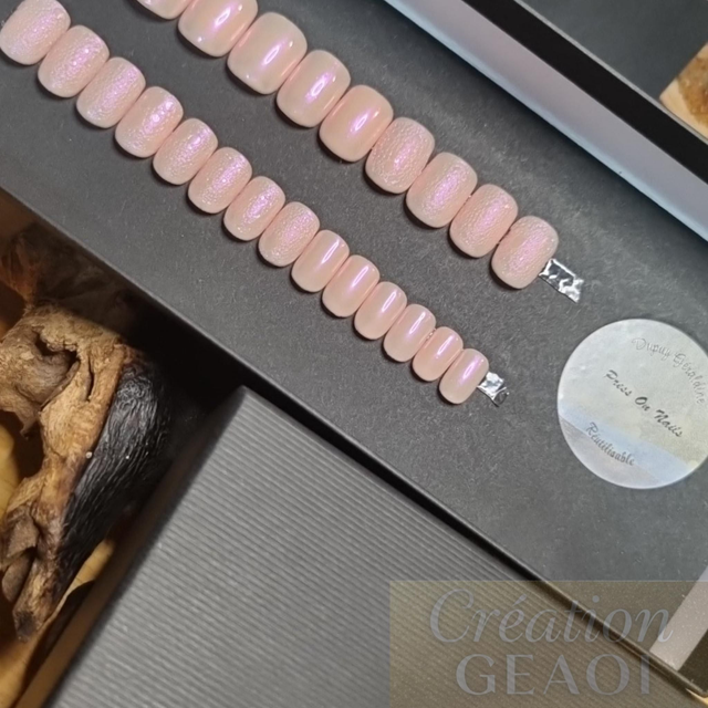 Nude glass bubble little carré S créer sur commande délai de 7jours ouvrable