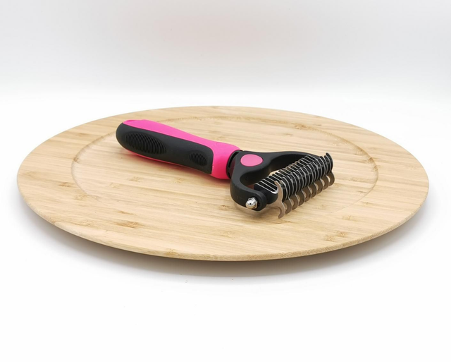 Coat King Unterwolleentfernungskamm (Farbe zufällig)