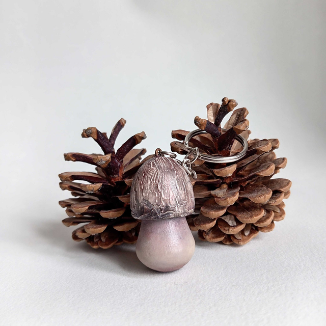 Porte clés champignon gris