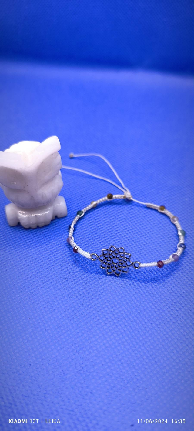 Bracelet chakra blanc pierre semi précieuse multicolore 