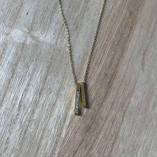 Collier Love